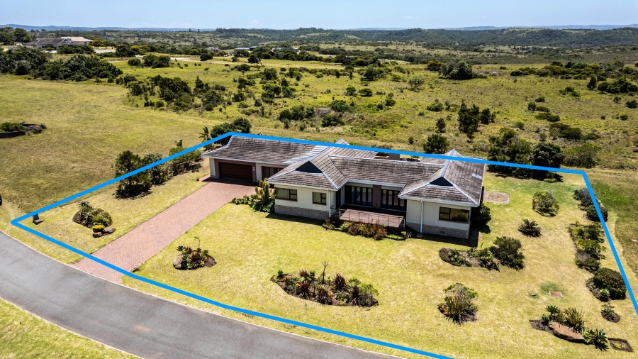 3 Bedroom Property for Sale in Kwelera Eastern Cape